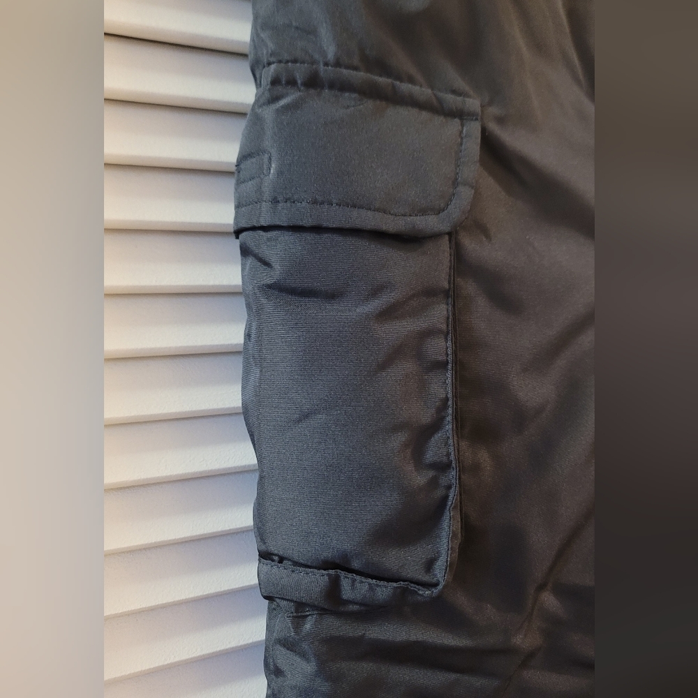 London Fog - Kid's Winter Snow Overall Pants With Adjustable Straps & Pockets - Picture 5 of 5